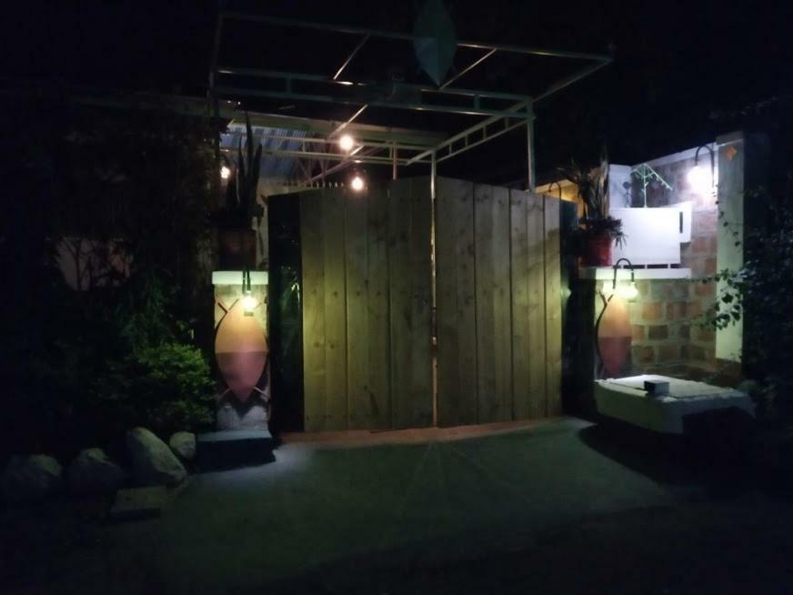 Kilimanjaro Mad Monkey'S Hotel Moshi Extérieur photo